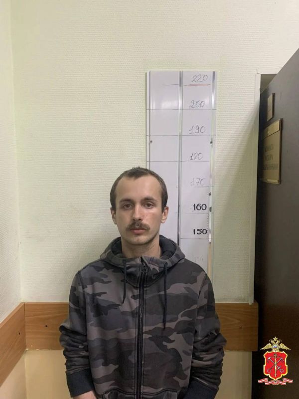 Полицией Калининского района задержан 20-летний местный житель, подозреваемый в грабеже из магазина