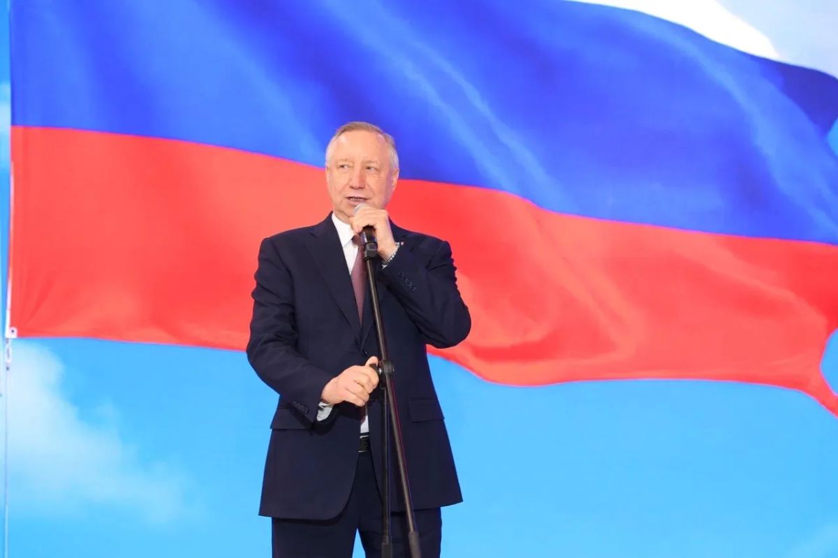 Из Краснодара с любовью: на #ПМЮФ26 прошла церемония бракосочетания по кубанским традициям Из Краснодара с любовью: на #ПМЮФ26 прошла церемония бракосочетания по кубанским традициям