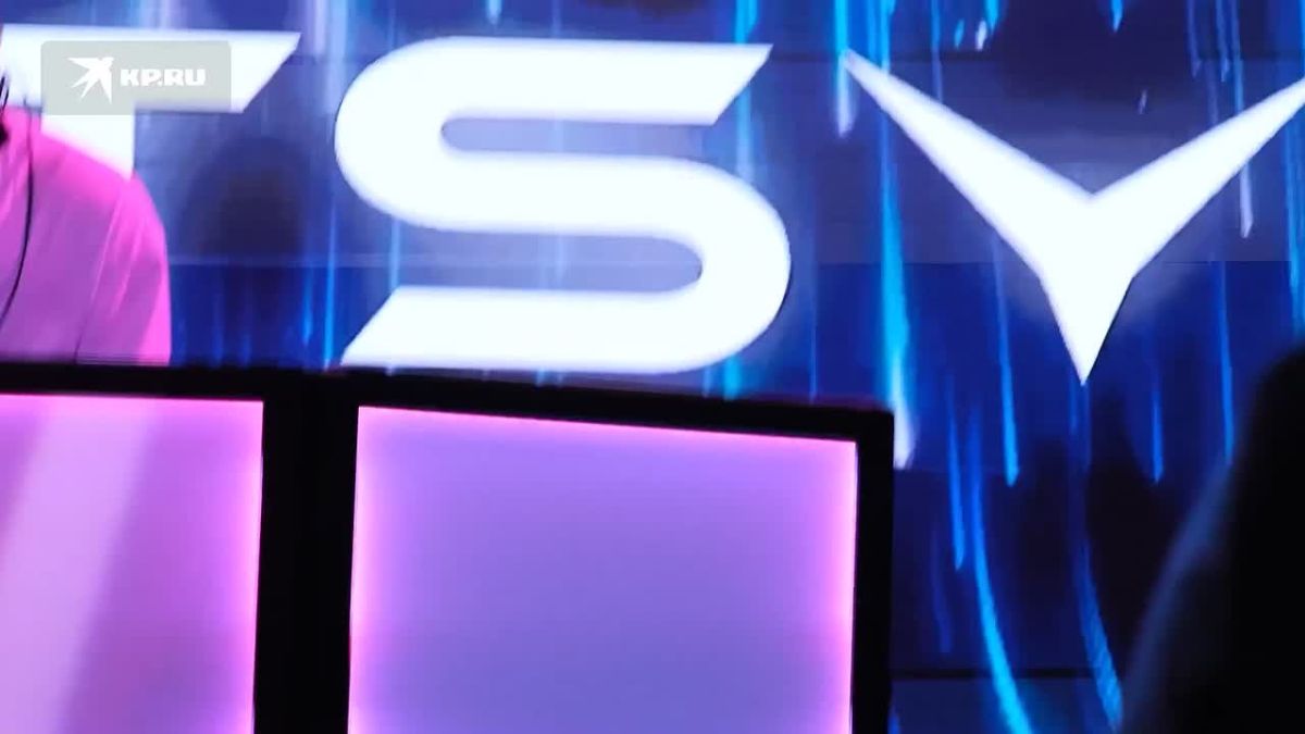 Диджей DJ Lisitsyn создал атмосферу на Белом бале от «Комсомолки»