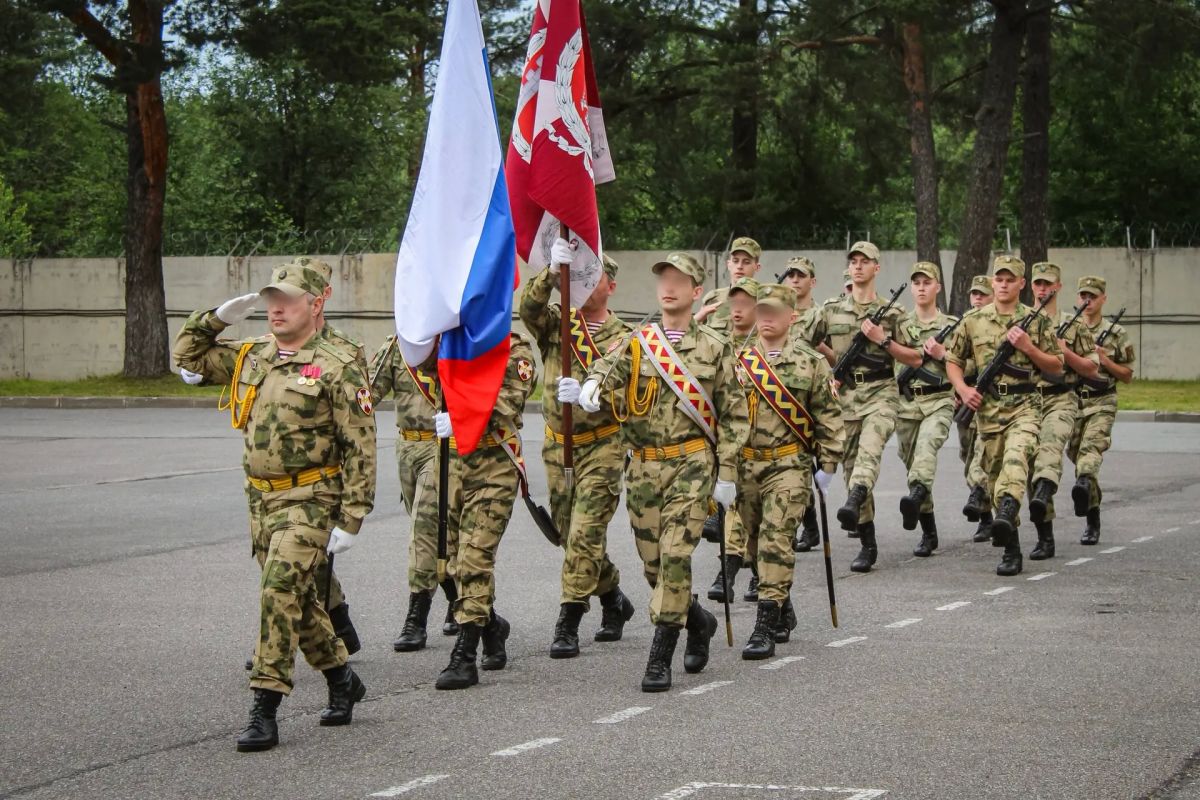 Поздравляем с принятием Военной присяги военнослужащих Центра подготовки личного состава Северо-Западного округа Росгвардии, дислоцированного в Ленинградской области! Поздравляем с принятием Военной присяги военнослужащих Центра подготовки личного состава Северо-Западного округа Росгвардии, дислоцированного в Ленинградской области!