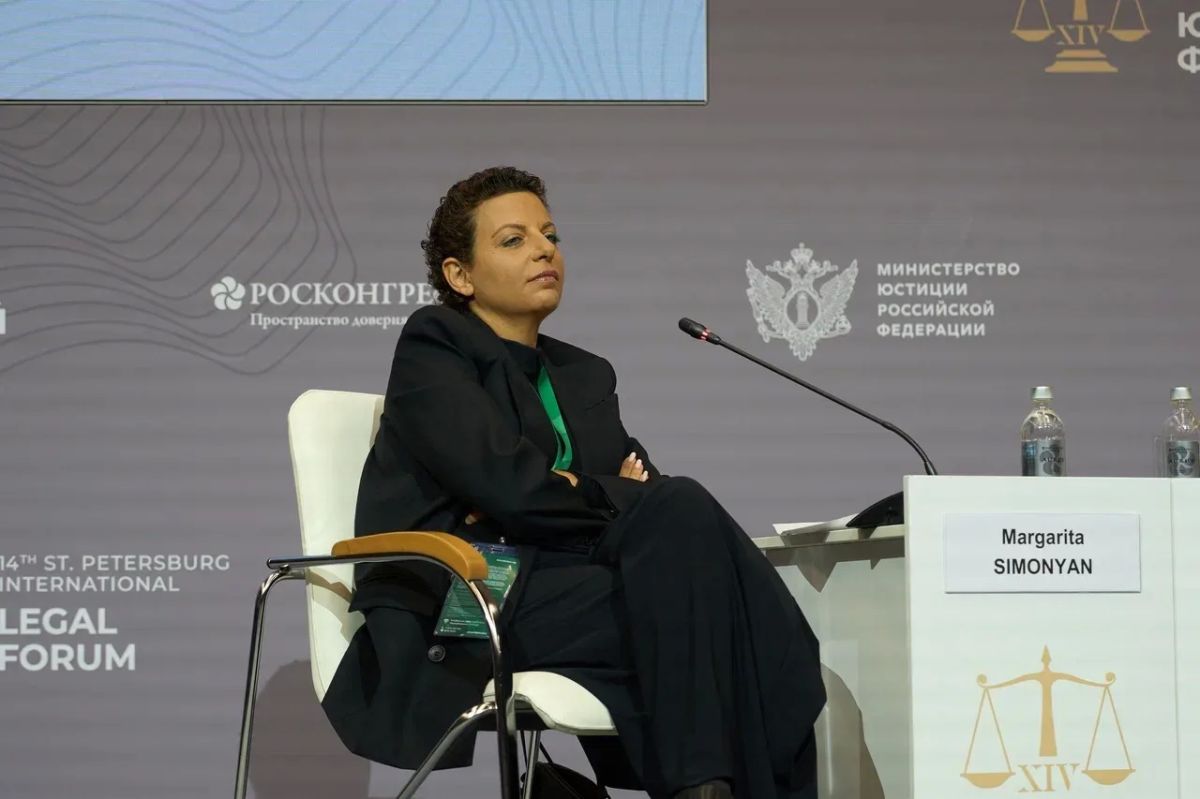 Яна Лантратова: Когда страна теряет память — она теряет суверенитет Яна Лантратова: Когда страна теряет память — она теряет суверенитет