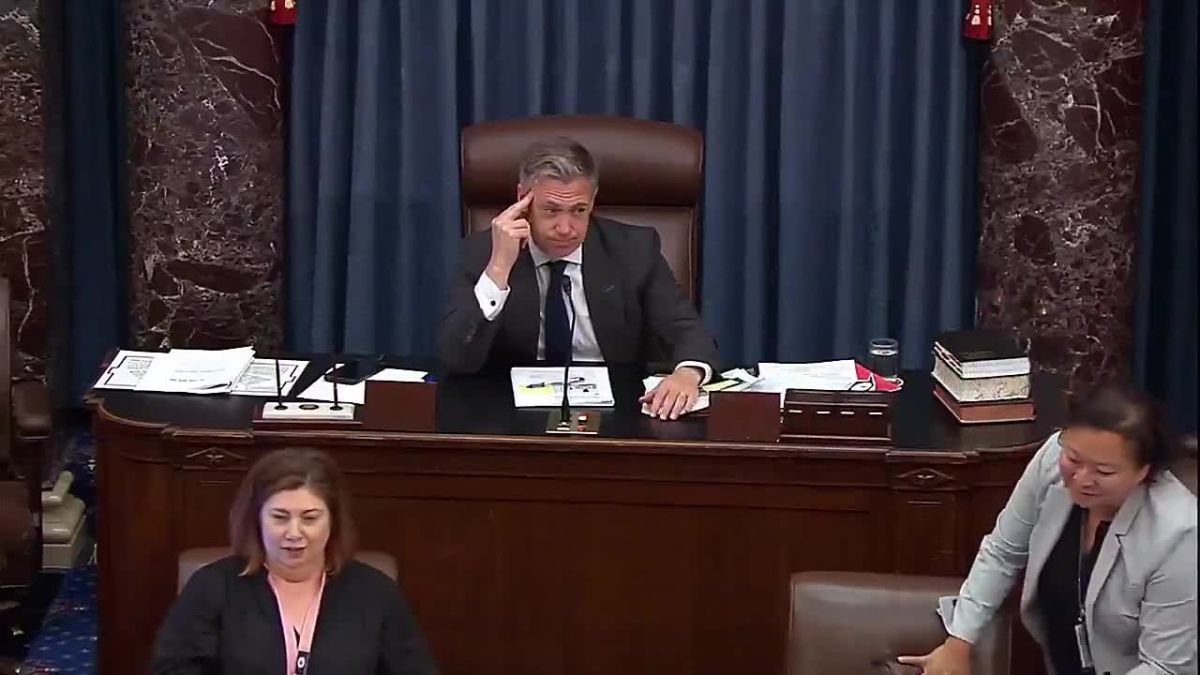 Конгресс против войны. Сенат США сегодня преподнес неприятный сюрприз Дональду Трампу, проголосовав за ограничение его военных полномочий в отношении Ирана