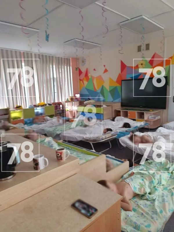 Родители в шоке: в детском саду №26 малышей сваливают в одну кучу Родители в шоке: в детском саду №26 малышей сваливают в одну кучу