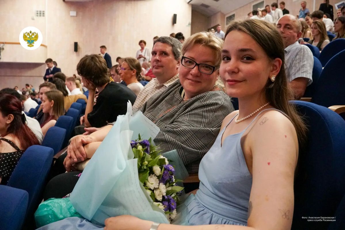 Москва на связи! Торжественно выдали дипломы выпускникам нашего подведомственного МГТУ ГА Москва на связи! Торжественно выдали дипломы выпускникам нашего подведомственного МГТУ ГА