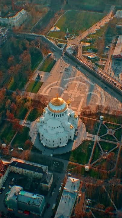 Старинные крепости, готические капеллы и водопады — исследуем окрестности Санкт-Петербурга