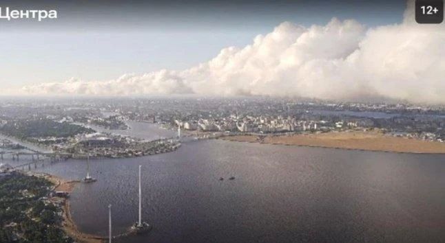 Облачный рулон прокатился над Петербургом этим утром Облачный рулон прокатился над Петербургом этим утром