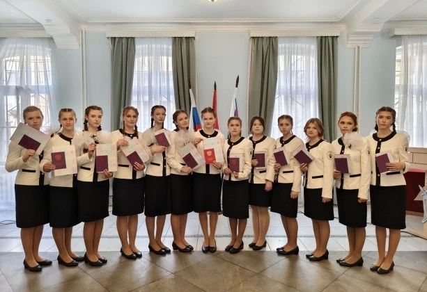 Выпускники 9-х классов Объединенного Санкт-Петербургского кадетского корпуса Следственного комитета Российской Федерации имени Маршала Советского Союза Г.К. Жукова получили аттестаты об основном общем образовании