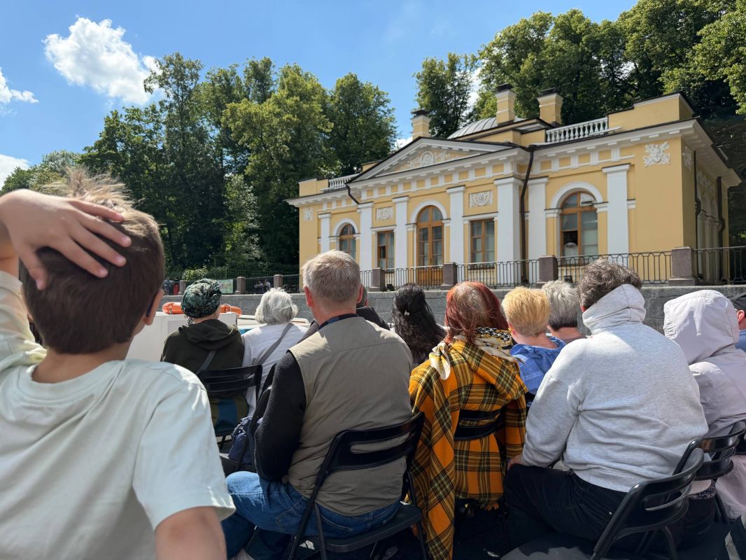 Первая экскурсия по рекам и каналам состоялась! Первая экскурсия по рекам и каналам состоялась!