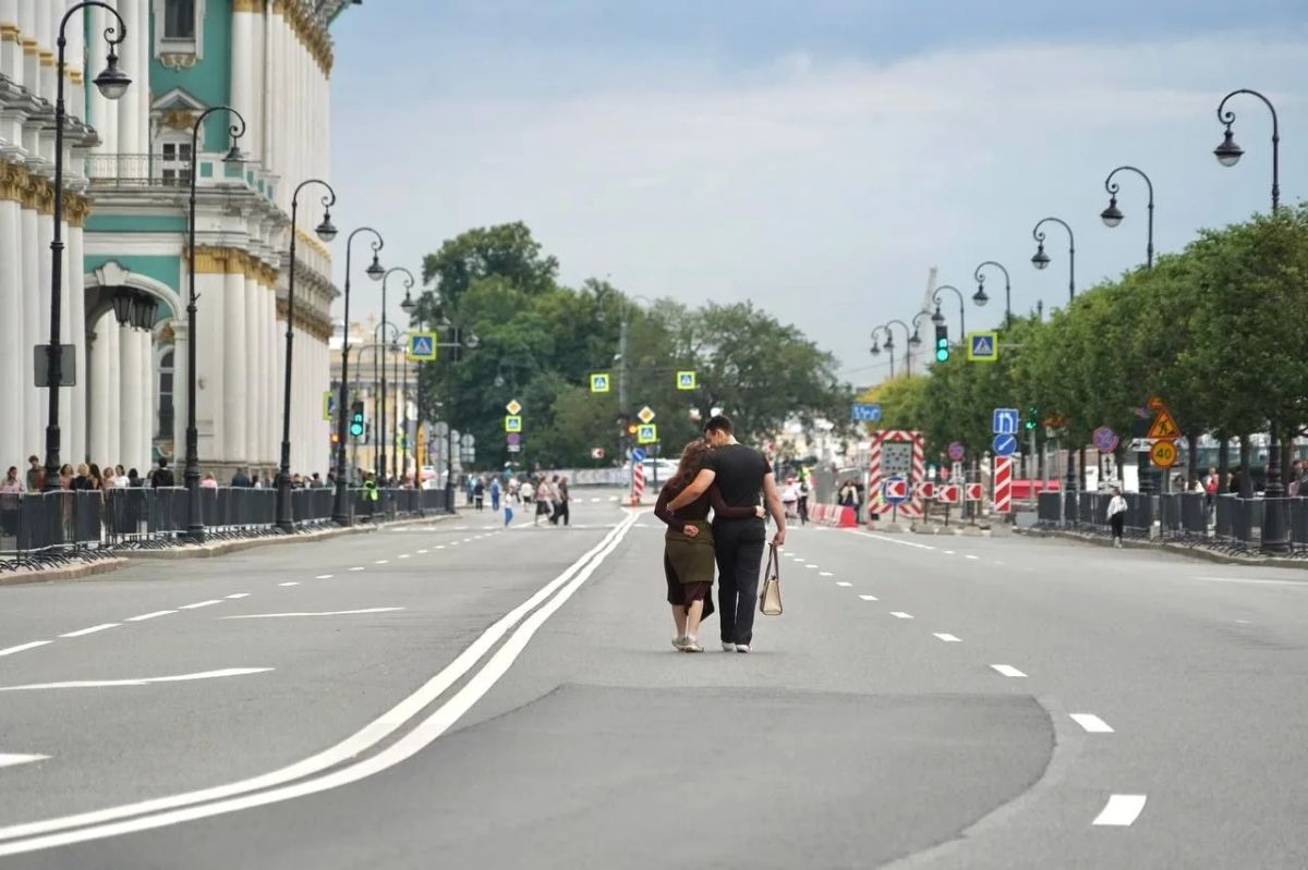 Ограничения движения действуют в центре Петербурга из-за марафона «Белые ночи» Ограничения движения действуют в центре Петербурга из-за марафона «Белые ночи»