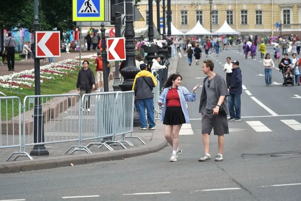 Ограничения движения действуют в центре Петербурга из-за марафона «Белые ночи»