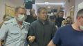 Суд арестовал мужчину, обвиняемого в убийстве школьницы в Ленобласти