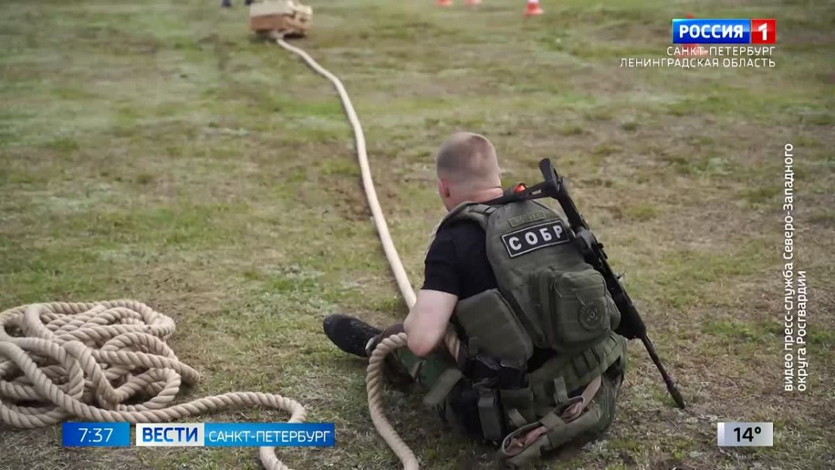 Росгвардейцы соревновались в "Гонке специального назначения" в Ленобласти