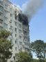 В Днепрорудном в результате обстрела повреждена жилая многоэтажка