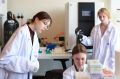 Плазмиды в руки: рекордсменка по ЕГЭ посетила институт Росатома