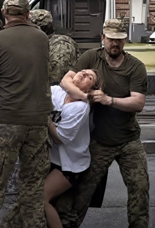 Юрий Подоляка: Современная Украина в одной фотографии