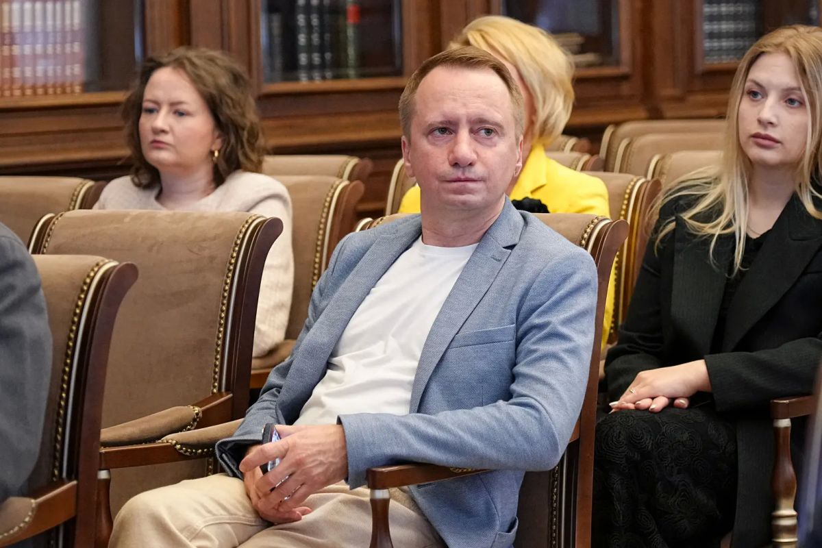 В Мариинском дворце обсудили меры поддержки приоритетных туристских проектов В Мариинском дворце обсудили меры поддержки приоритетных туристских проектов