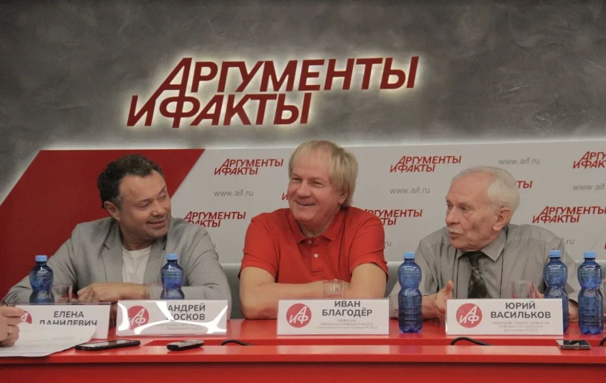Интонация, грация, слово. Как создают видеокнигу об искусстве актёра Интонация, грация, слово. Как создают видеокнигу об искусстве актёра