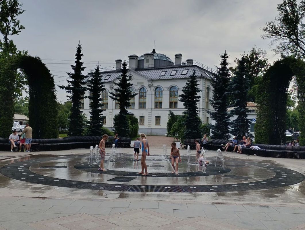 Петербург взял курс на жару