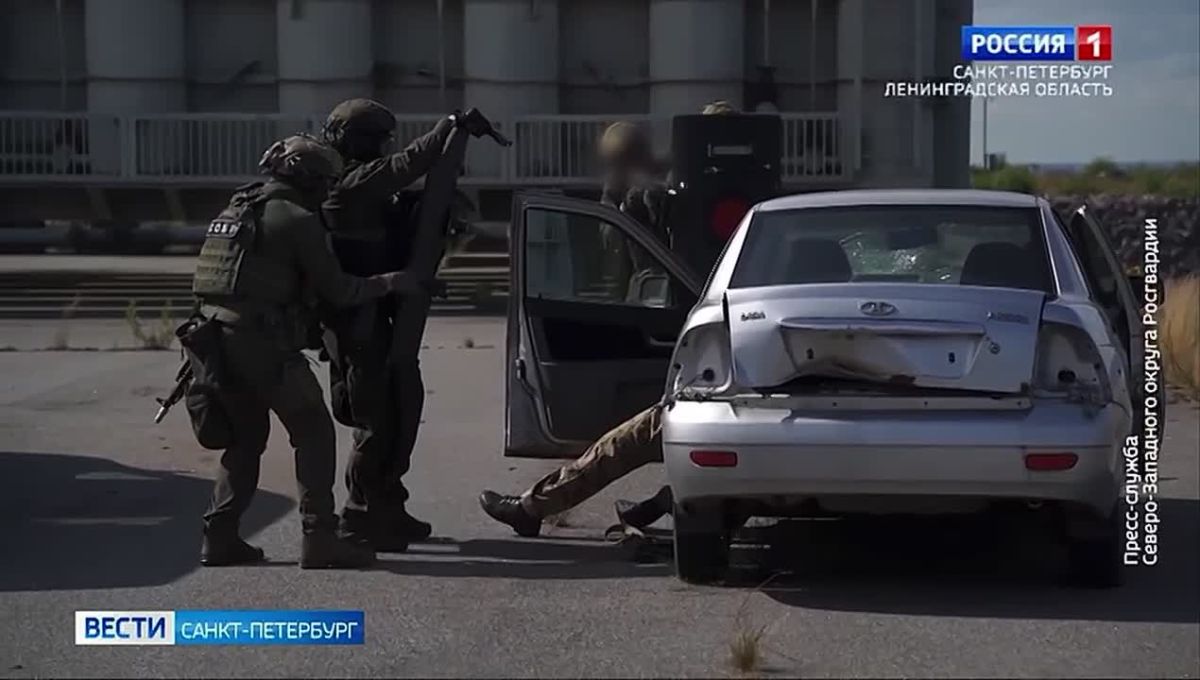 Обмен опытом выполнения служебно-боевых задач отрядами ОМОН (на транспорте) Росгвардии в сюжетах телеканалов «Россия - 1 - Санкт-Петербург» и «Санкт-Петербург»