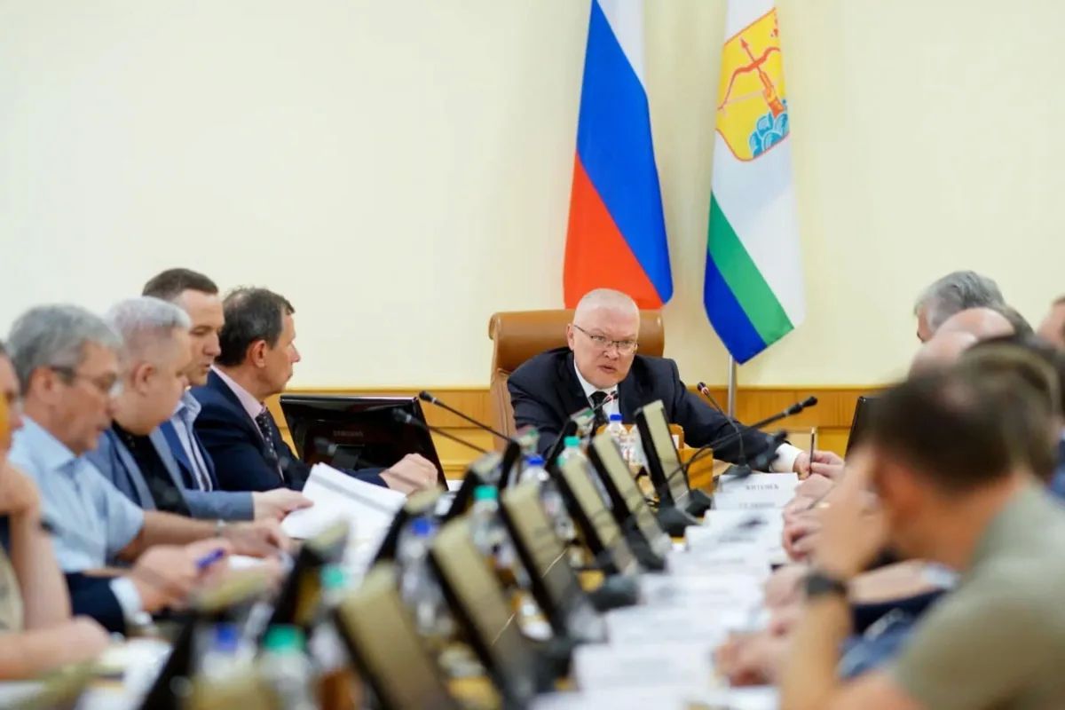 Семь часов в очереди на заправке и вывод: Во всём виноваты водители с «синдромом гречки» Семь часов в очереди на заправке и вывод: Во всём виноваты водители с «синдромом гречки»