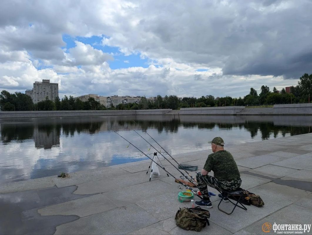 «Вышел из метро — и уже у воды» «Вышел из метро — и уже у воды»