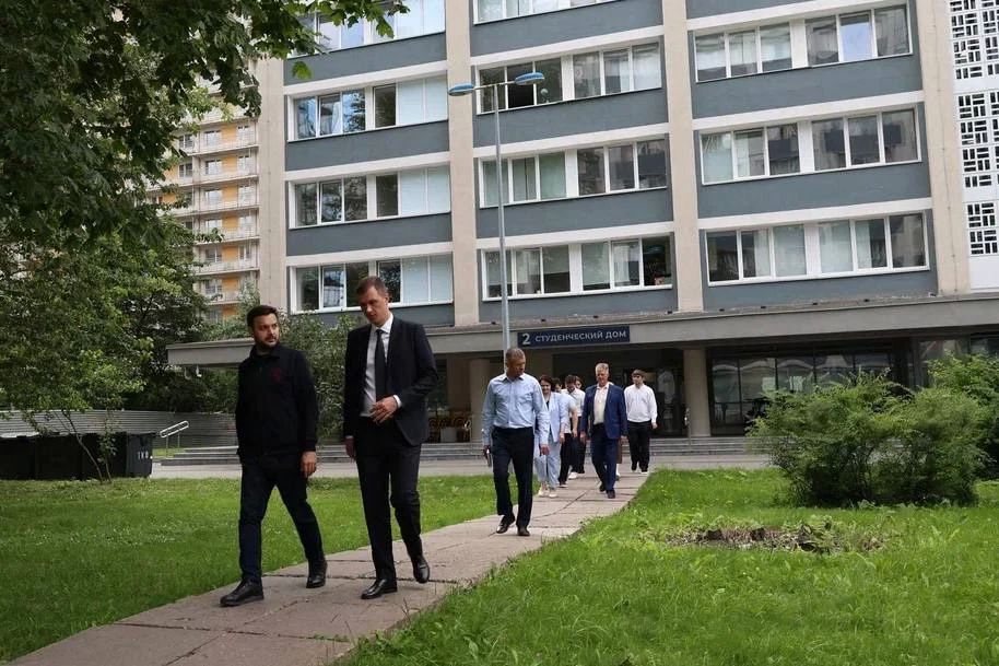 Айрат Гатиятов проинспектировал ход строительства и реконструкции научных и студенческих объектов в Санкт-Петербурге
