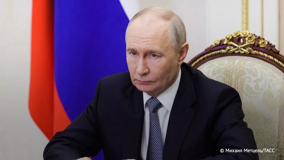Владимир Путин поручил законодательно закрепить понятие "стажер"