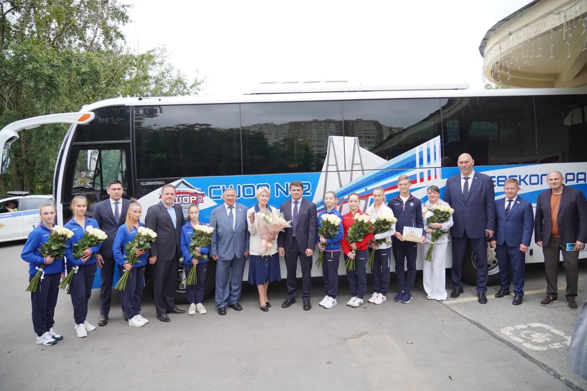 Александр Беглов: Выставка достижений Невского района организована в Культурном центре «Троицкий» на проспекте Обуховской Обороны Александр Беглов: Выставка достижений Невского района организована в Культурном центре «Троицкий» на проспекте Обуховской Обороны