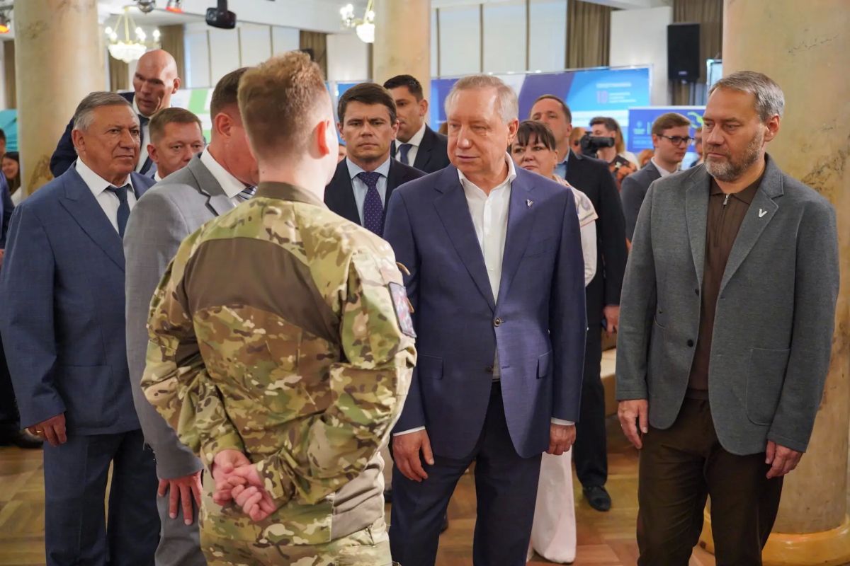 Александр Беглов: Выставка достижений Невского района организована в Культурном центре «Троицкий» на проспекте Обуховской Обороны Александр Беглов: Выставка достижений Невского района организована в Культурном центре «Троицкий» на проспекте Обуховской Обороны