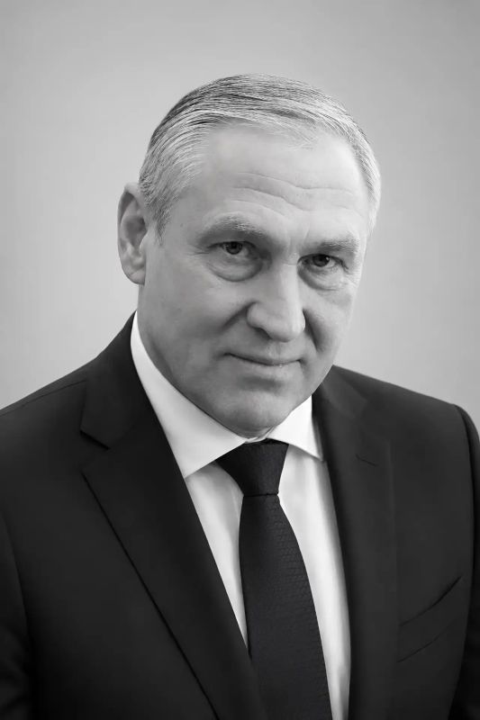 Председатель Законодательного Собрания Александр Бельский выразил соболезнования родным и близким экс-председателя петербургского избиркома Виктора Миненко: