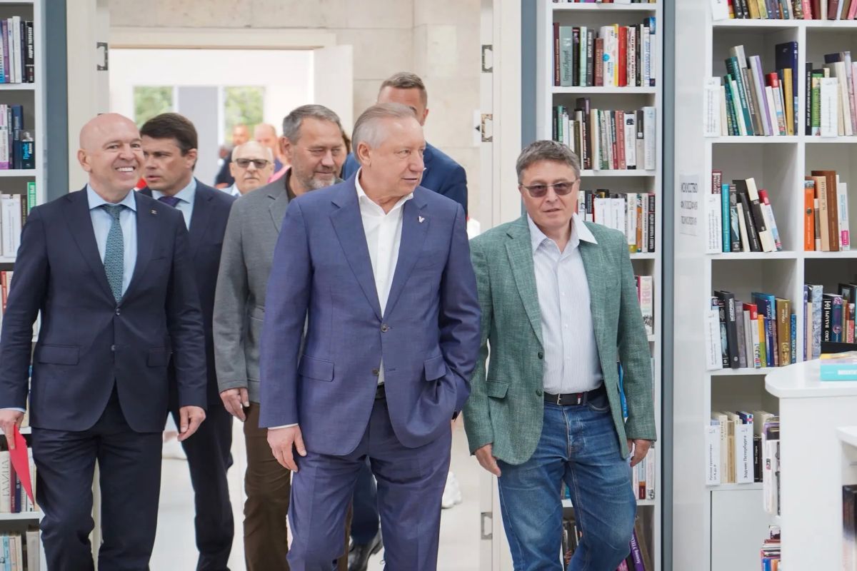 Александр Беглов: В районах Петербурга продолжаются тематические выставки, рассказывающие о работе по 10 приоритетам развития нашего города Александр Беглов: В районах Петербурга продолжаются тематические выставки, рассказывающие о работе по 10 приоритетам развития нашего города