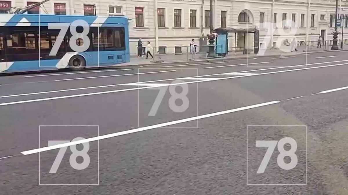После ремонта открыли Невский проспект