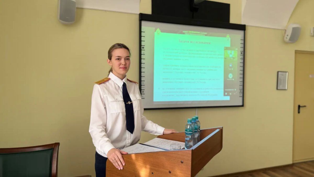 В Санкт-Петербургской академии Следственного комитета состоялась государственная итоговая аттестация обучающихся выпускных курсов В Санкт-Петербургской академии Следственного комитета состоялась государственная итоговая аттестация обучающихся выпускных курсов