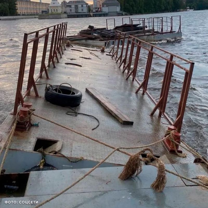 Подросток впал в кому после того, как ему раздробило череп прилетевшей швартовой скобой — он работал на транспортировке понтонов в Питере Подросток впал в кому после того, как ему раздробило череп прилетевшей швартовой скобой — он работал на транспортировке понтонов в Питере