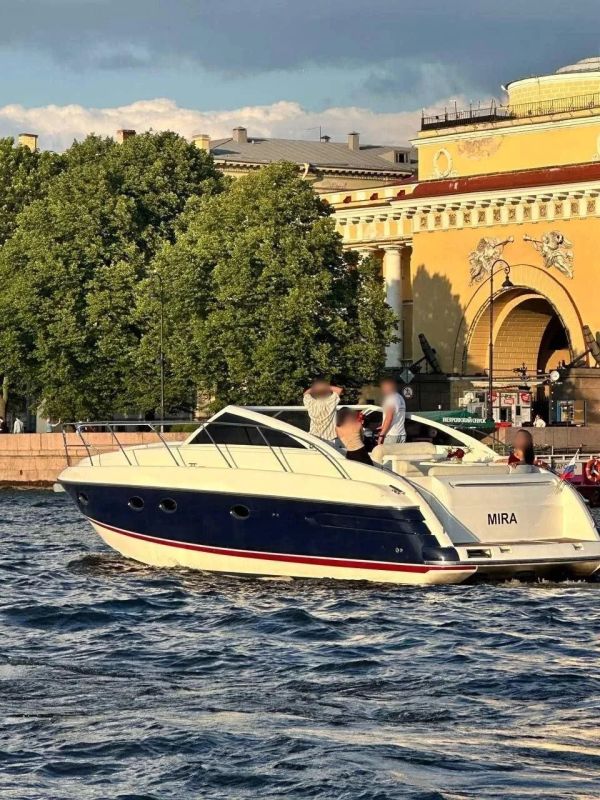 Подросток оказался в коме после удара оторвавшейся скобой на причале в Петербурге Подросток оказался в коме после удара оторвавшейся скобой на причале в Петербурге