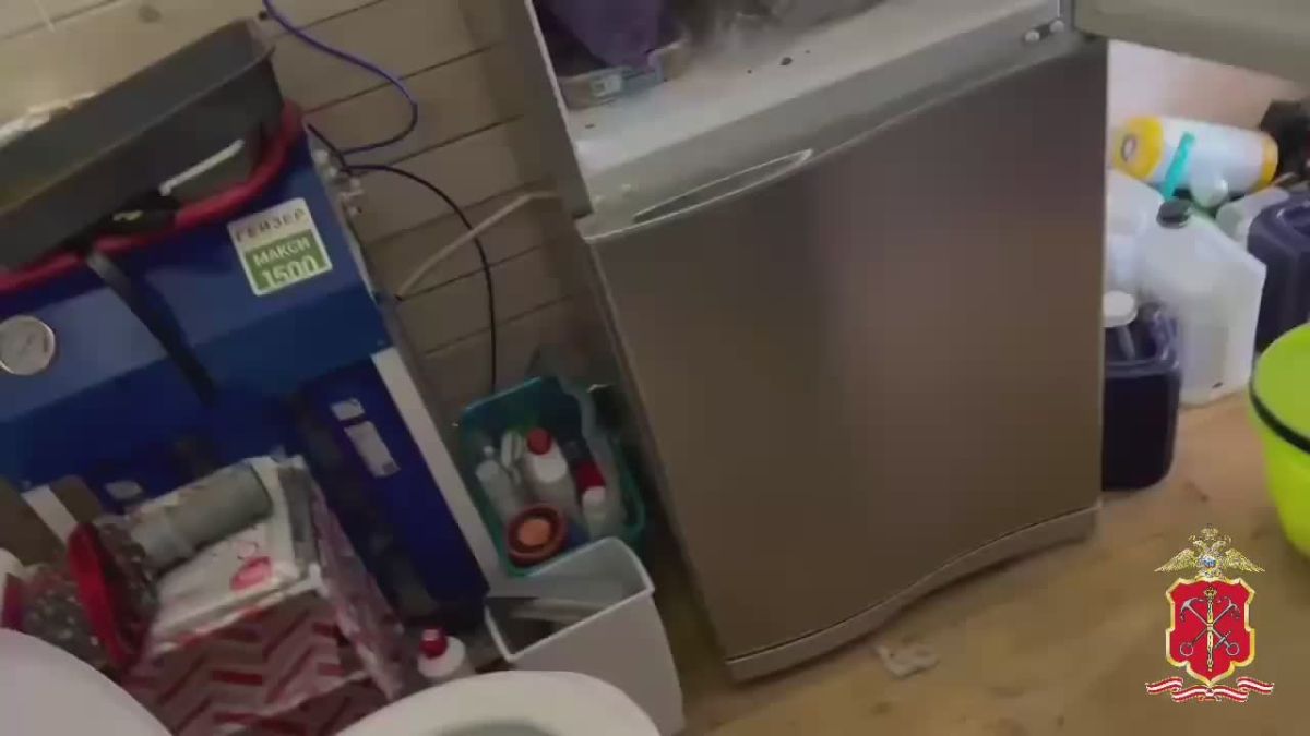 У дачного наркоагронома из Ленобласти полиция изъяла крупную партию марихуаны и 89 кустов каннабиса