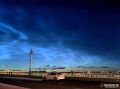 Серебристые облака рисовали Петербургу узоры этой ночью