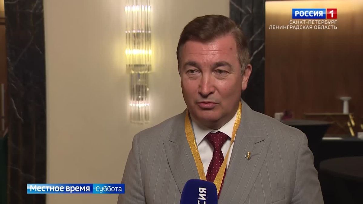 В Петербурге открылся семинар "Летняя школа права"