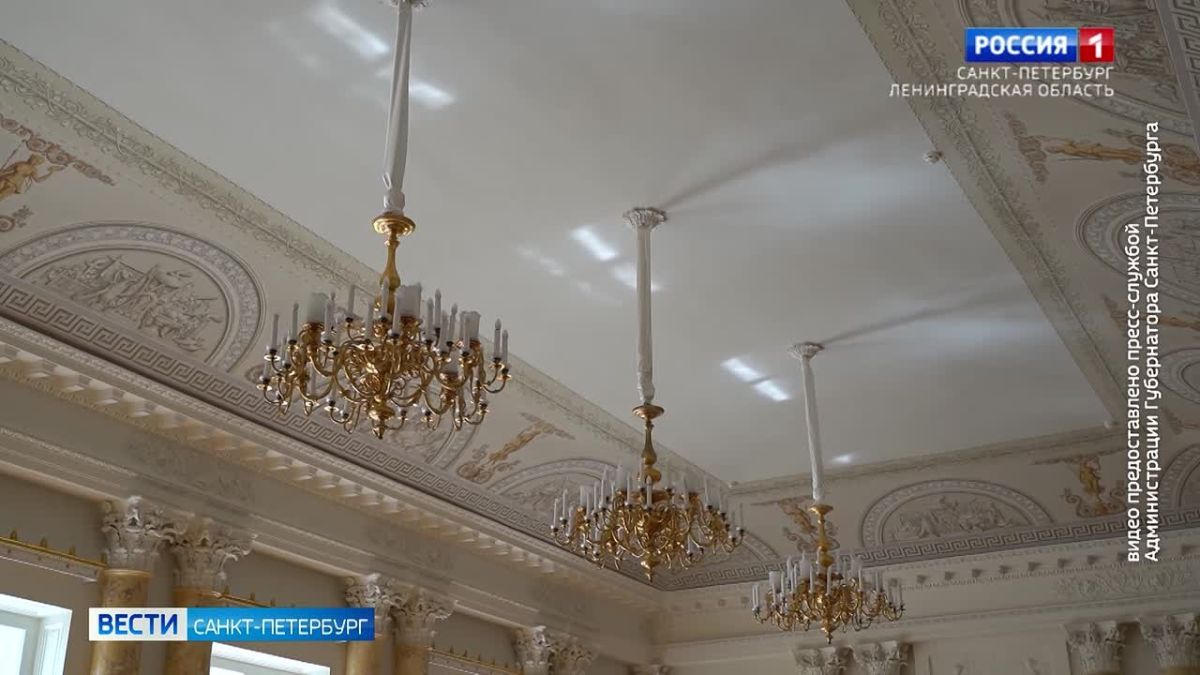 В Аничковом дворце завершили реставрацию Большой столовой