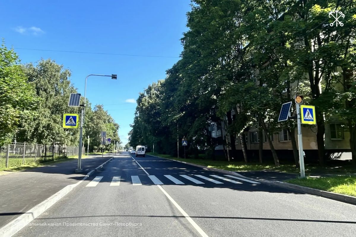 В Калининском районе отремонтировали Меншиковский проспект В Калининском районе отремонтировали Меншиковский проспект