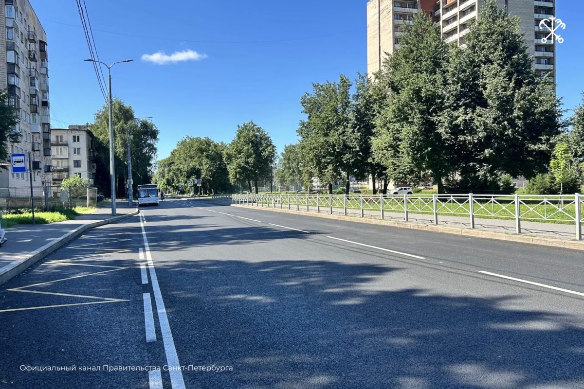 В Калининском районе отремонтировали Меншиковский проспект