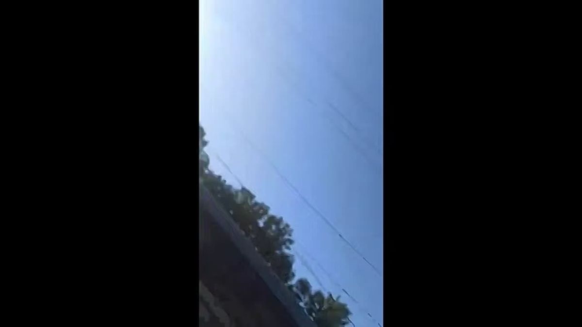 Два майора: Поезд дальше не идёт. Просьба освободить вагоны