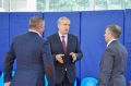 Председатель СПбИК Максим Мейксин вместе с техническим директором ПАО «Ростелеком» Константином Маевским проверил, как проходит монтаж оборудования на избирательных участках