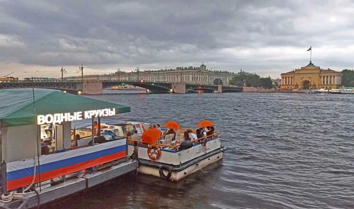 Несмотря на дождички, тепло потихоньку подбирается к Петербургу
