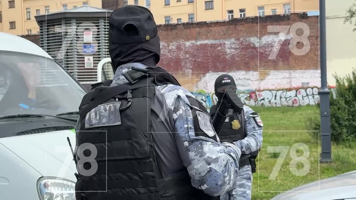 Уроки толерантности закончились: французскую школу в Петербурге закрыли