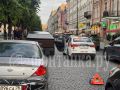 На Большой Конюшенной не разъехались Cybertruck и такси
