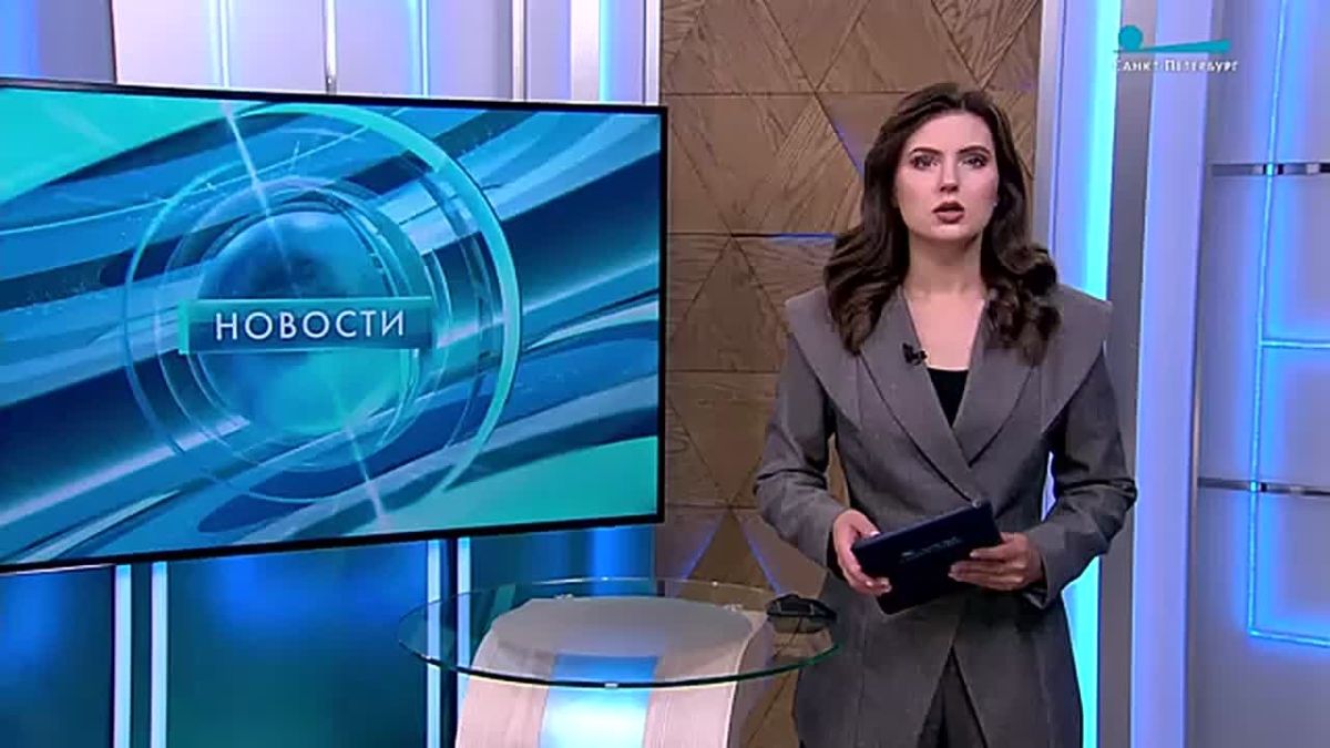 Оснащение поликлиник и ремонт детских площадок: Александр Бельский ответил на вопросы петербуржцев