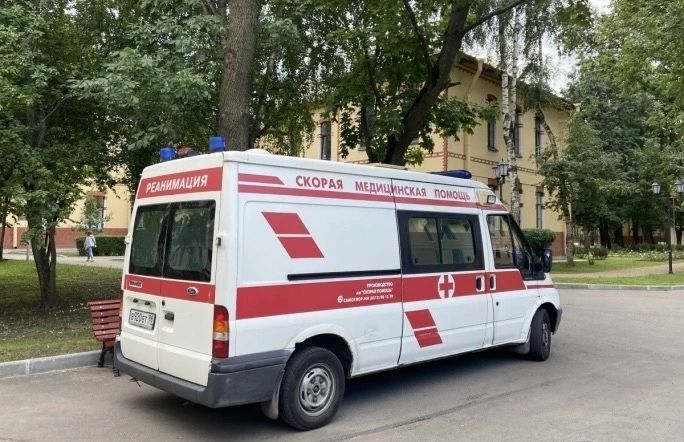 В Педиатрический университет поступила девочка из Луги с открытой раной века