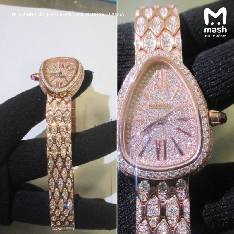За попытку ввоза кольца и часов Bulgari, браслета и серег Van Cleef через Пулково пассажиру из Дубая грозит до пяти лет тюрьмы За попытку ввоза кольца и часов Bulgari, браслета и серег Van Cleef через Пулково пассажиру из Дубая грозит до пяти лет тюрьмы