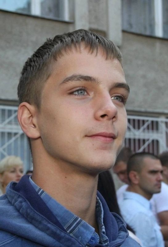 Владимир Корнилов: Сегодня этому парню, одессситу Вадиму Папуре исполнилось бы 30 лет Владимир Корнилов: Сегодня этому парню, одессситу Вадиму Папуре исполнилось бы 30 лет